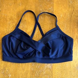 Athleta Navy Swimsuit  Top Size 38 D/DD. New. No tags